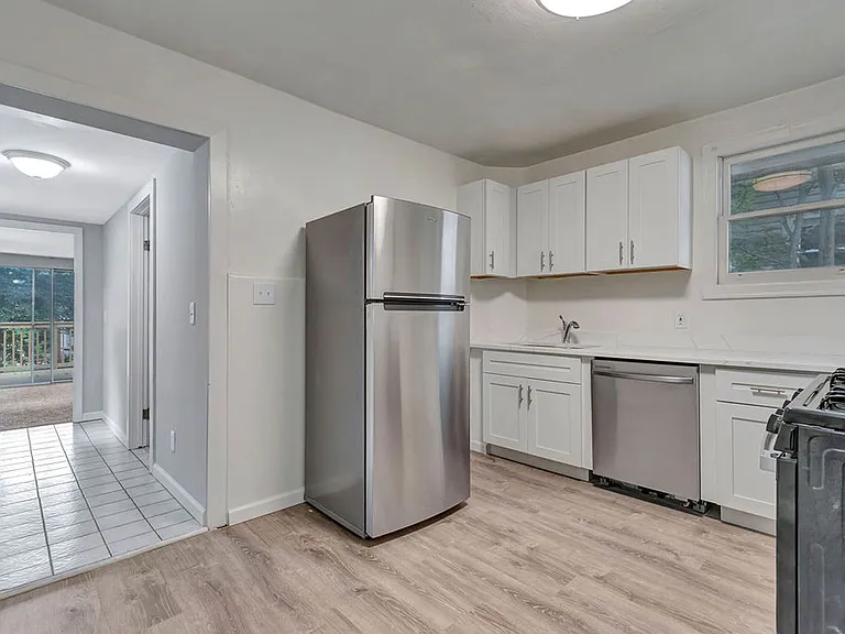 6312 Bedford St — Photo 6