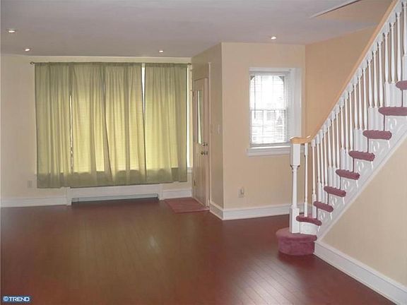 4th image of 7320 Pittville Ave