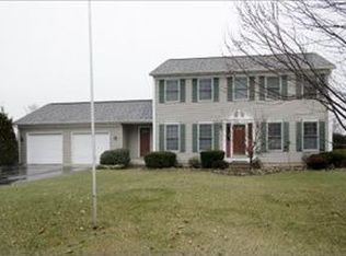 56305 Wolf Ln, Three Rivers, MI 49093