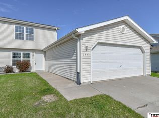 2445 Ramsey Rd, Lincoln, NE 68524