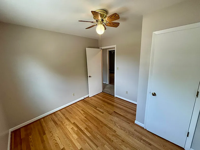 151 Return Rd — Photo 11