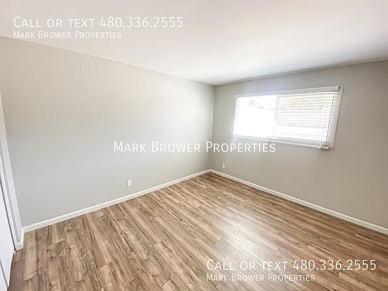 1519 E Laguna Dr — Photo 11