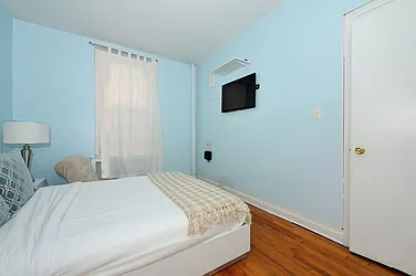 Rented by Eisenberg Exclusives