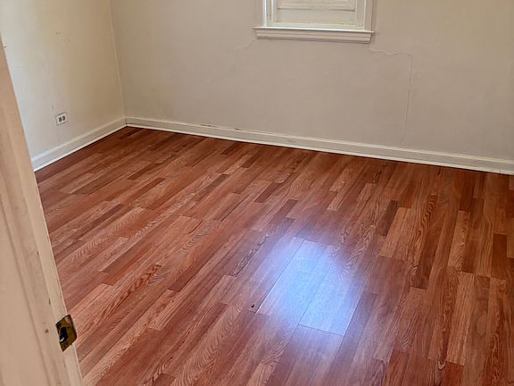 5th image of 3130 W Kentucky Ave