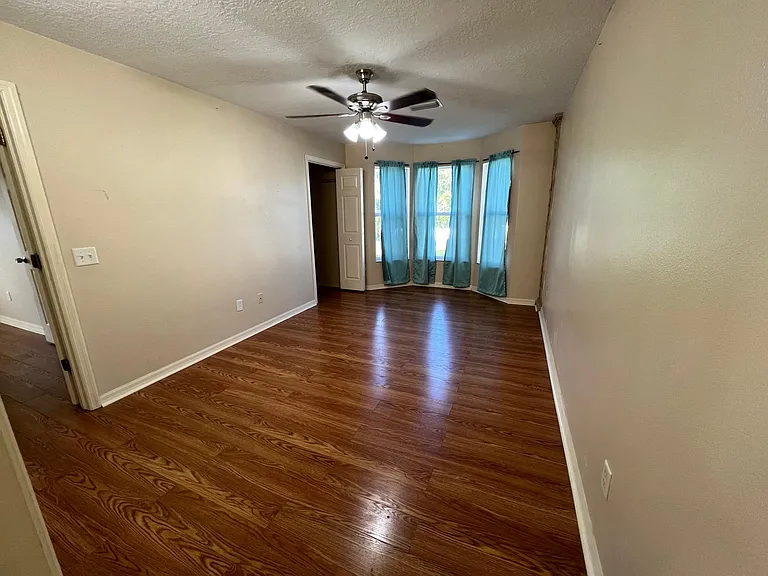 40 Emerald Bay Dr — Photo 16