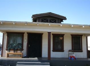 6825 Bonsallo Ave, Los Angeles, CA 90044