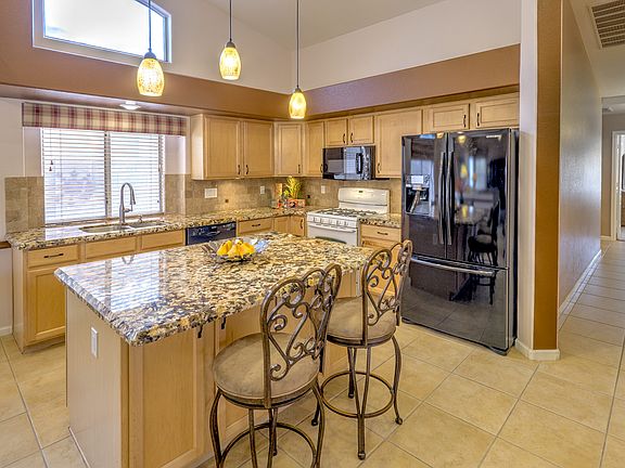 5th image of 5615 Ponderosa Dr