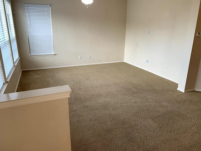 10705 Beard Ave — Photo 6