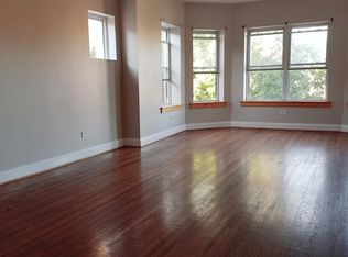 6214 N Claremont Ave APT 1, Chicago, IL 60659