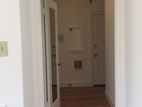 4th image of 3101 Gough St