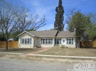 301 W Strickland St, Del Rio, TX 78840