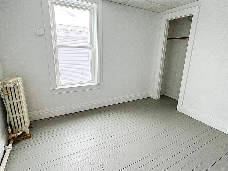 911 State St #2 — Photo 7