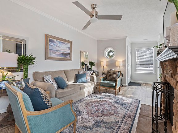 5th image of 24 Rods Way