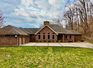 235 Foxcroft Ln, Pikeville, KY 41501