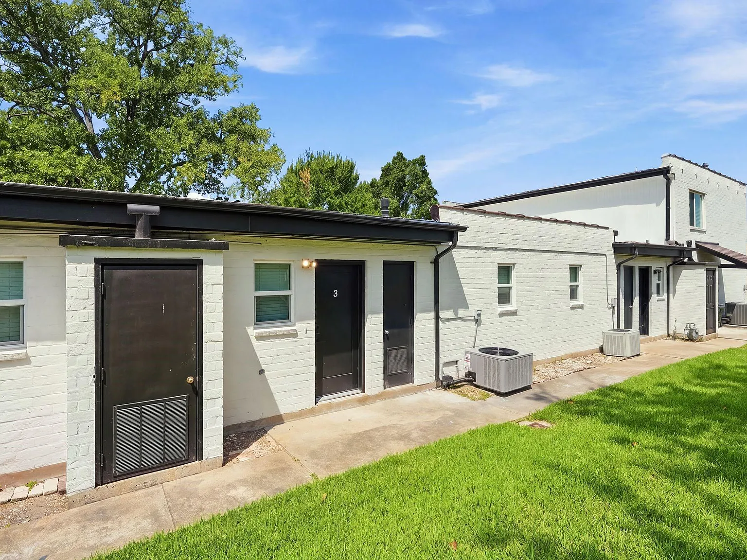 1 bed, 1.0 bath, 850 sqft, $995 — Photo 4