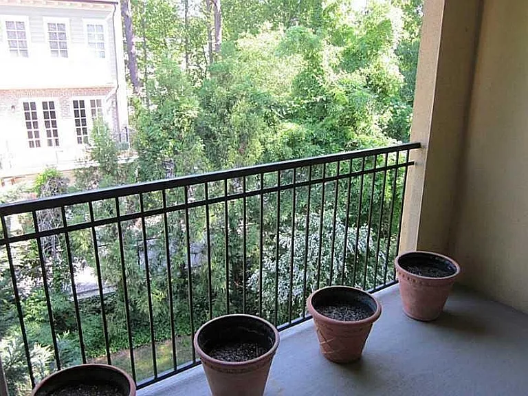 3777 Peachtree Rd NE #1733 — Photo 15