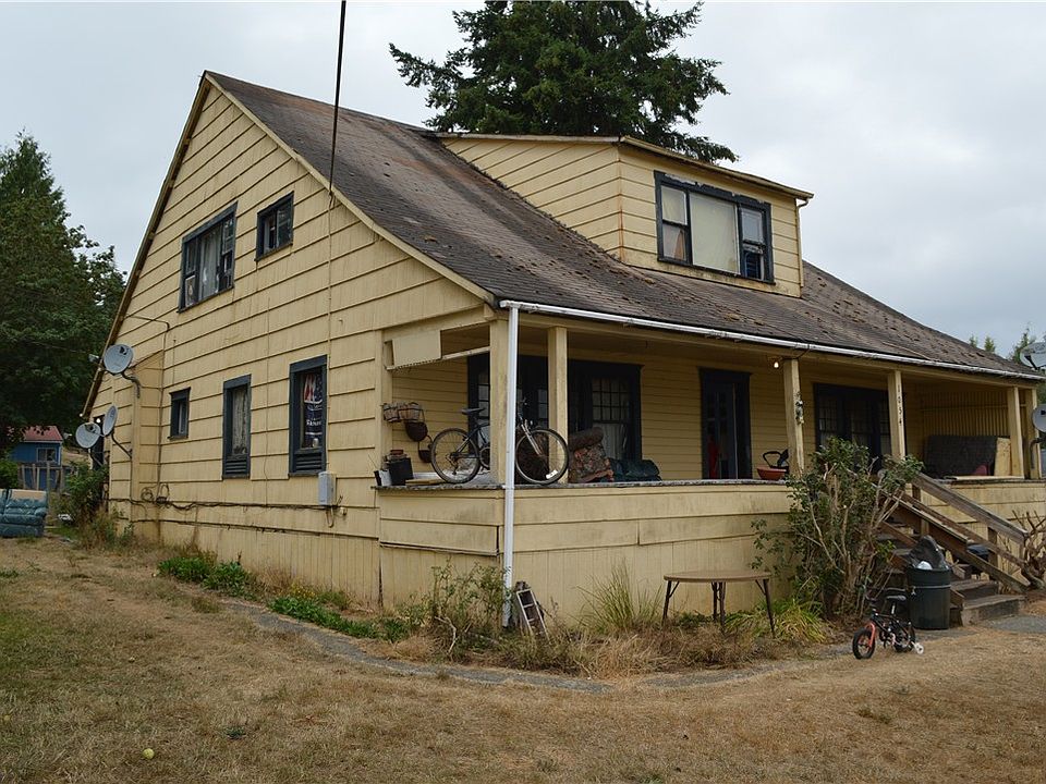 1st image of 1054 Ballentine St