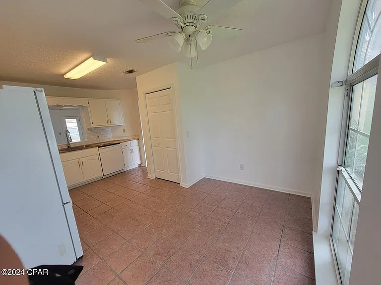 1609 Vecuna Cir — Photo 6