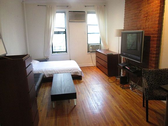 5th image of 417 E 82nd St APT 3C