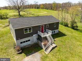 14 Process Rd, Hedgesville, WV 25427