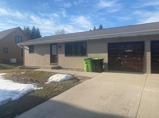 1118 Park Ct #1120, Sheboygan, WI 53083