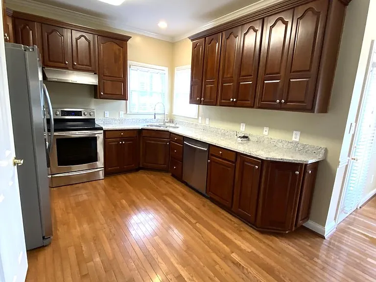 4224 Evergreen Dr — Photo 7