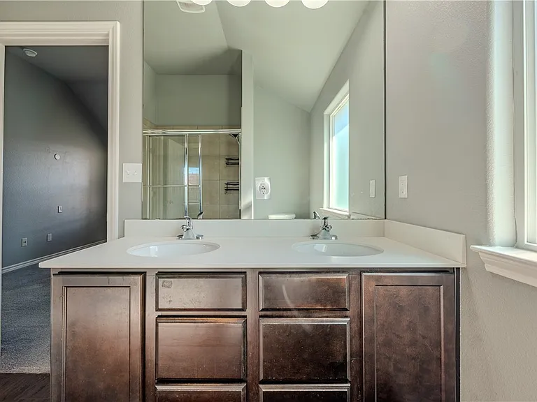 7433 Kolda Dr — Photo 18