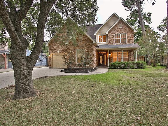3rd image of 1423 Sue Barnett Dr