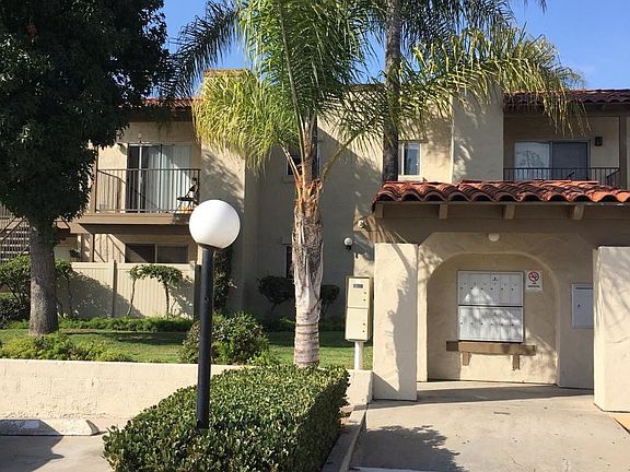 2nd image of 390 S Mollison Ave