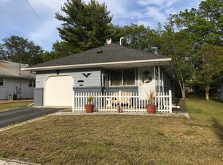 2149 Mount Hood Ln, Toms River, NJ 08753