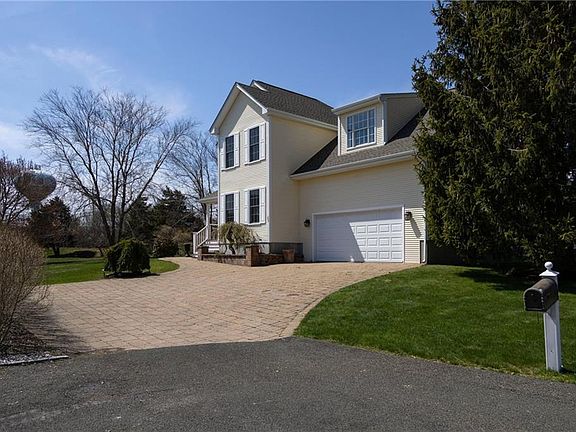 2nd image of 25 Southern View Dr