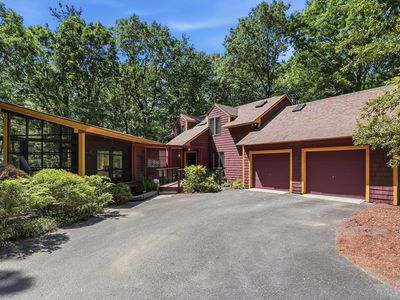 84 Slough Rd, Harvard, MA, 01451