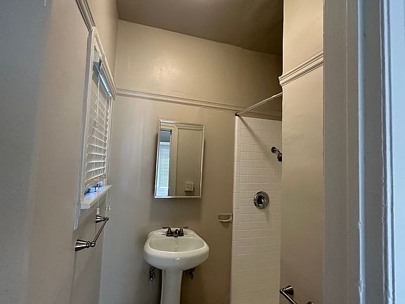 5th image of 1705 N St APT 2