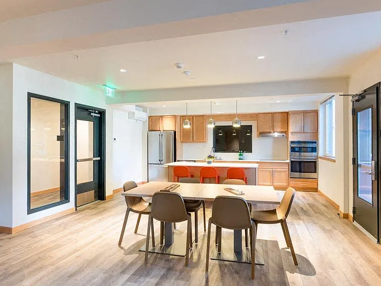 Arbora Court — Photo 1