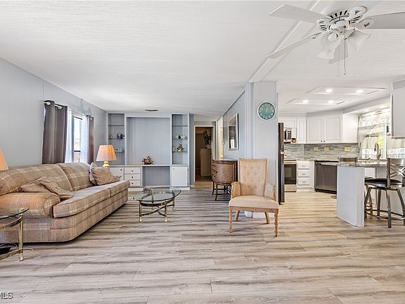 5th image of 16042 Citron Way