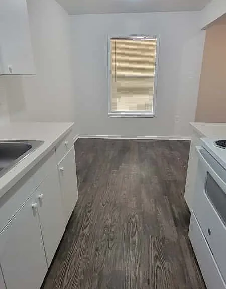 130 Town St #105 — Photo 16