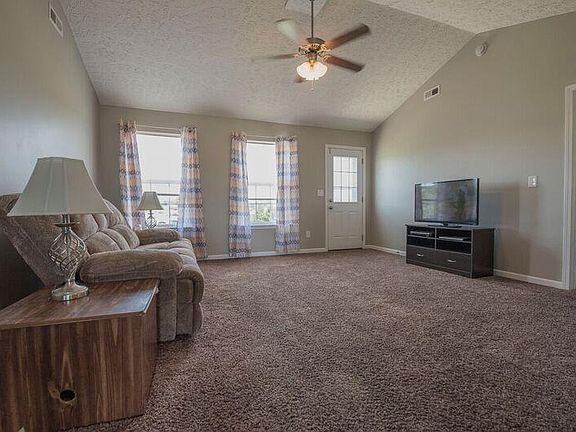 2nd image of 110 Waldorf Ct