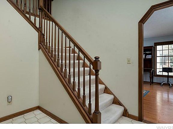 3rd image of 5581 Kippen Dr