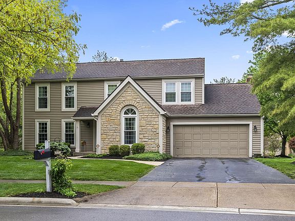 2nd image of 7616 Worsley Pl