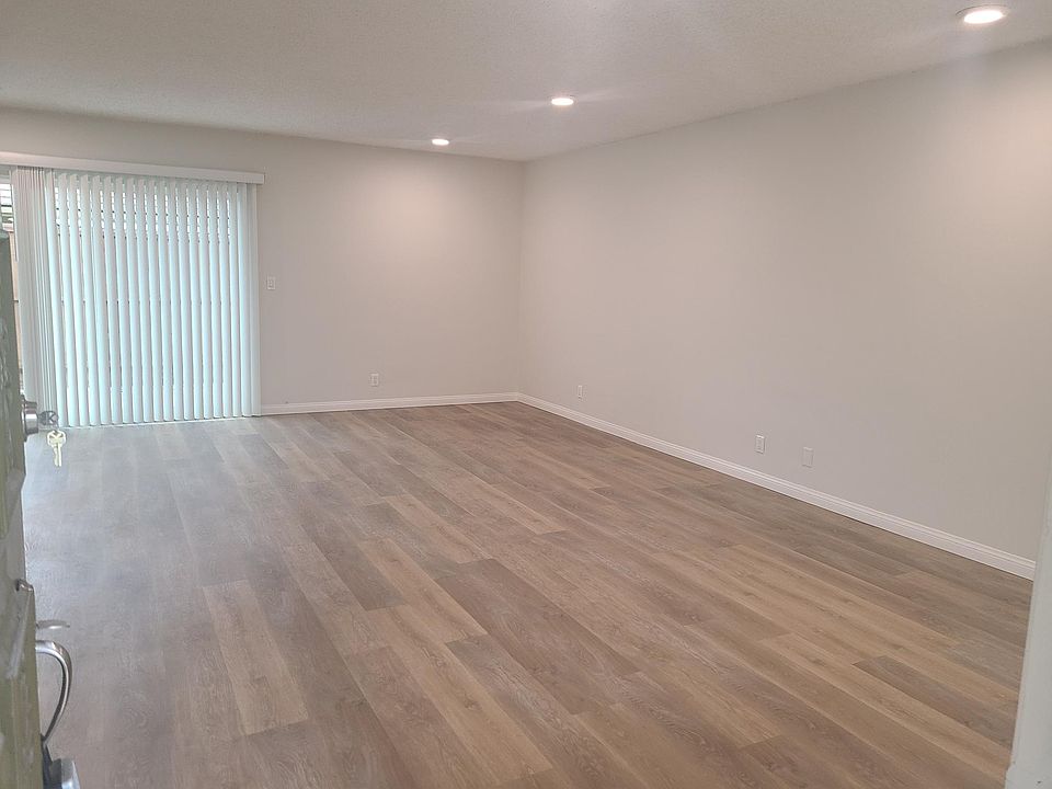 1st image of 440 Bucknell Ave #440C