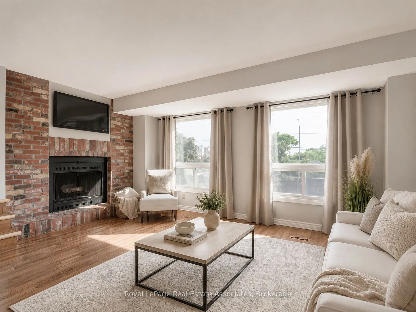 3 bed, $3,200 — Photo 4