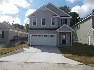 214 Diamond Ave, Chesapeake, VA 23323