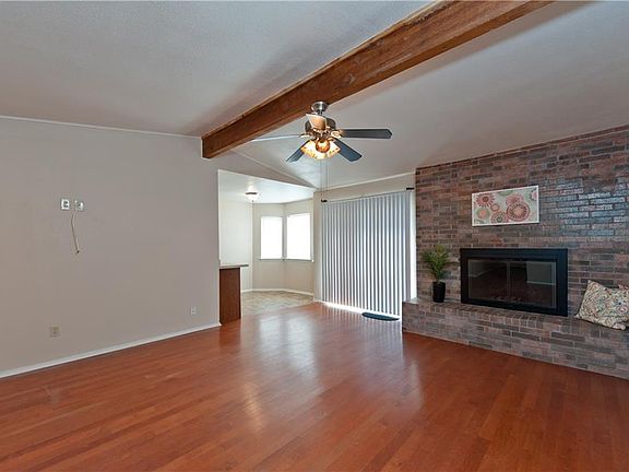 4th image of 116 Bluebonnet Dr