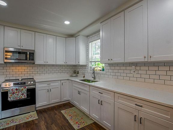 5th image of 367 Macedonia Rd SE