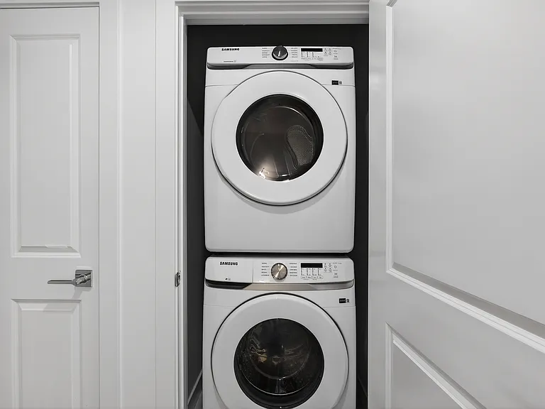 516 Black Stone Blvd — Photo 24