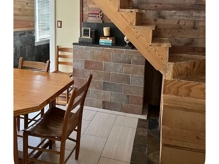 1706 Mary St — Photo 14