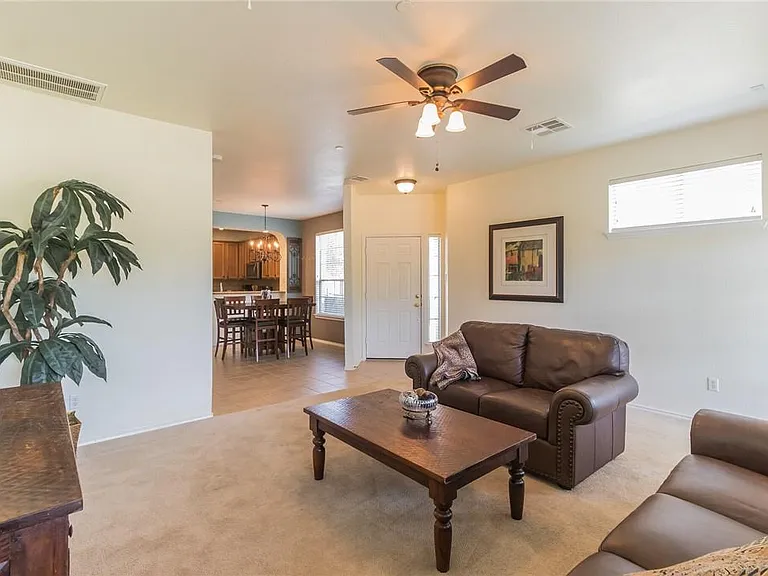 9201 Brodie Ln #902 — Photo 12