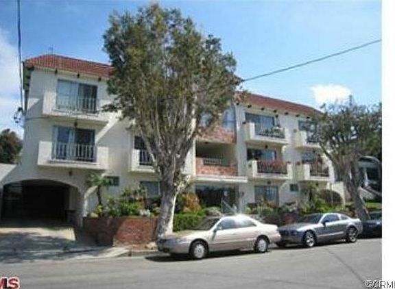 4th image of 2721 6th St APT 205