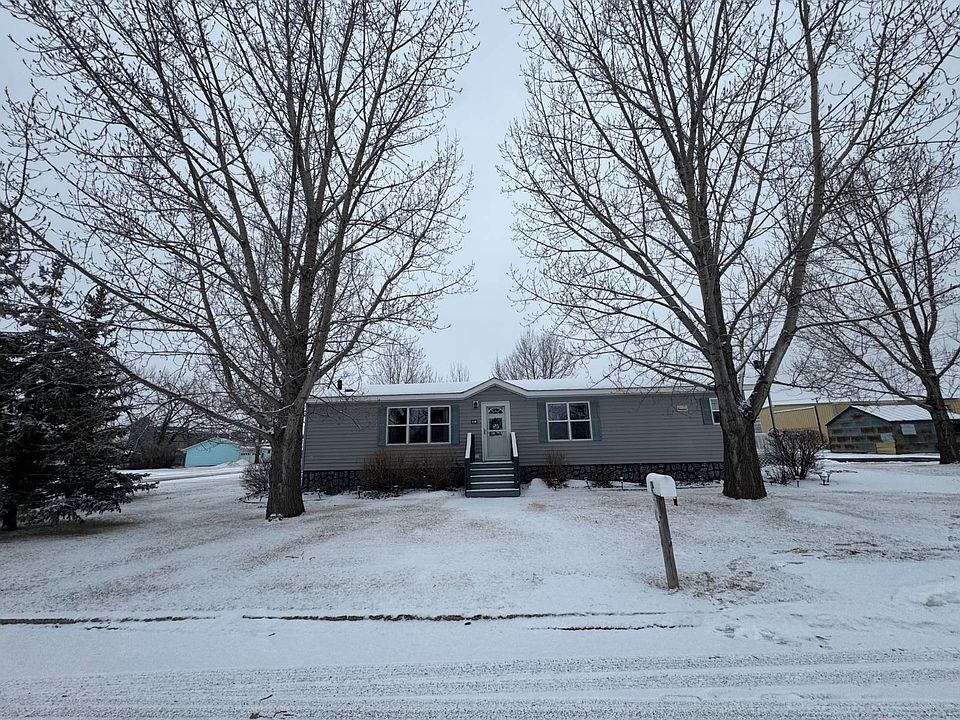 1st image of 20 6th St S