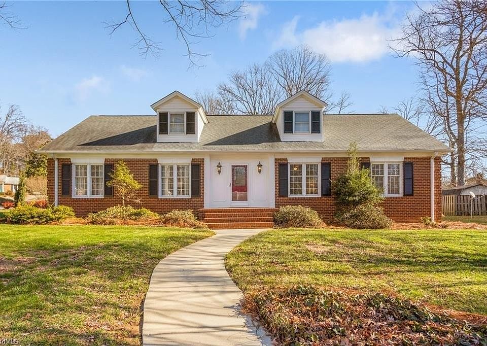1st image of 1802 Brookcliff Dr